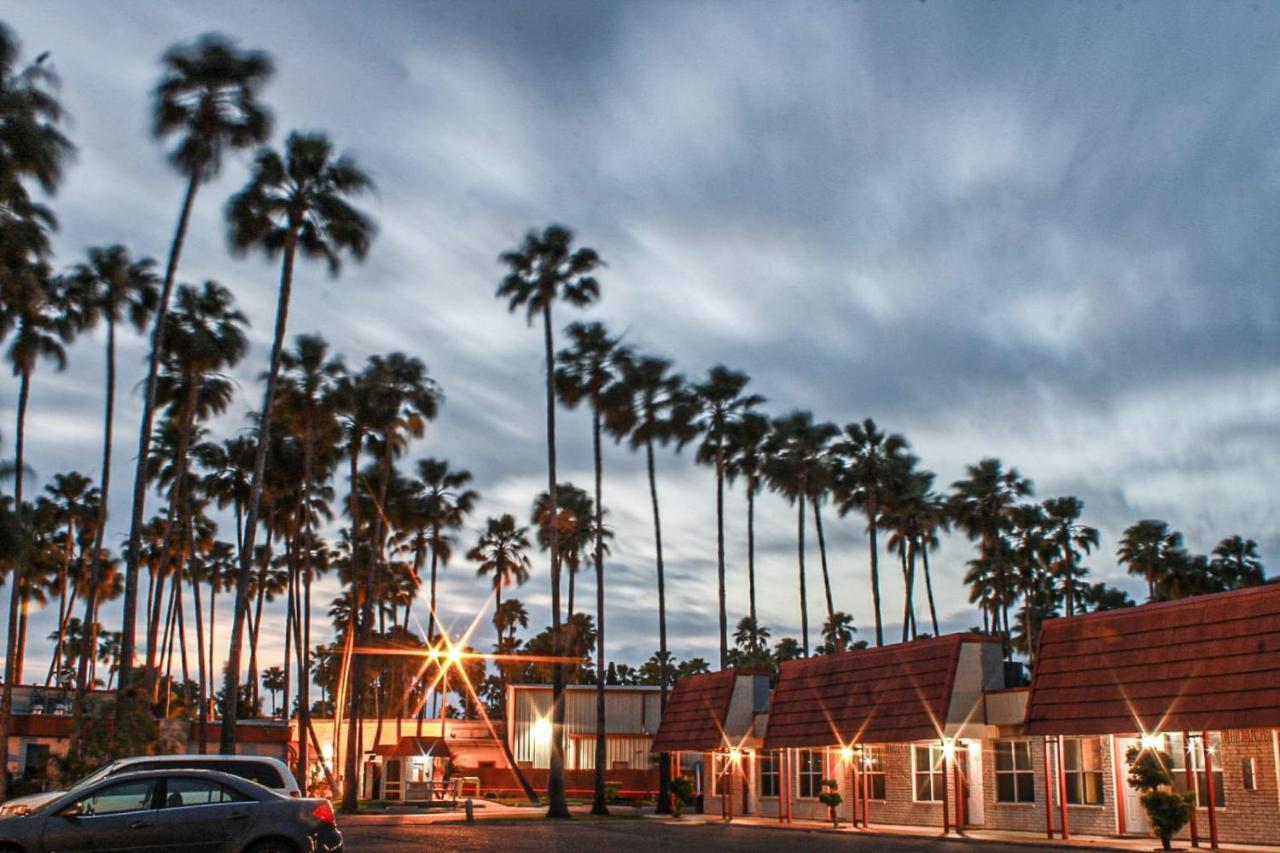 Victoria Palms Inn And Suites Donna Exterior foto