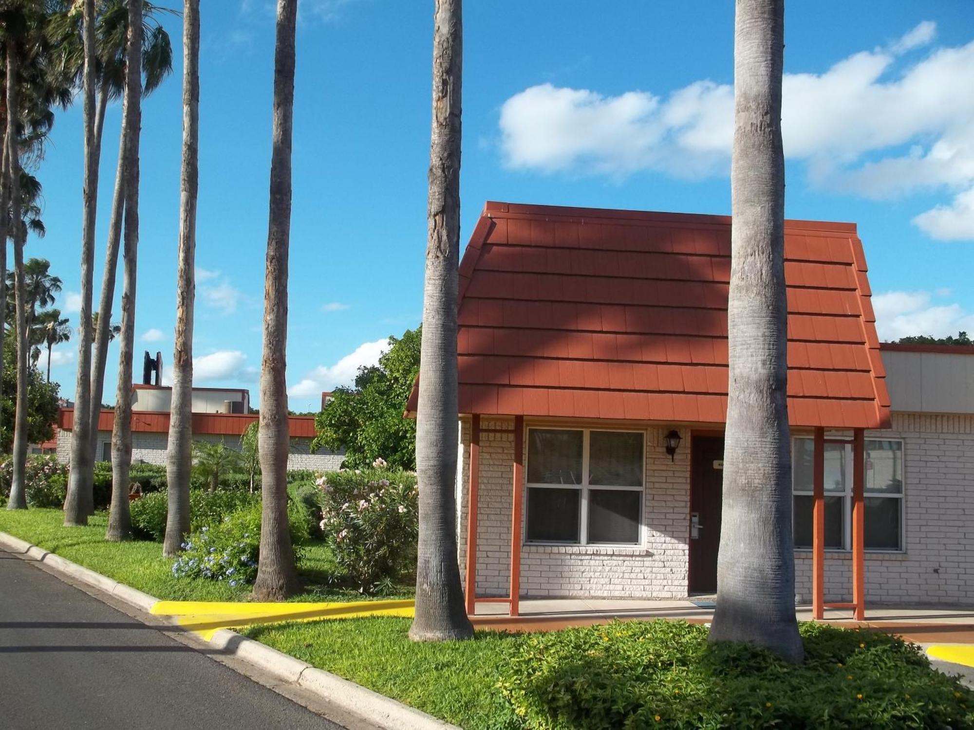 Victoria Palms Inn And Suites Donna Exterior foto
